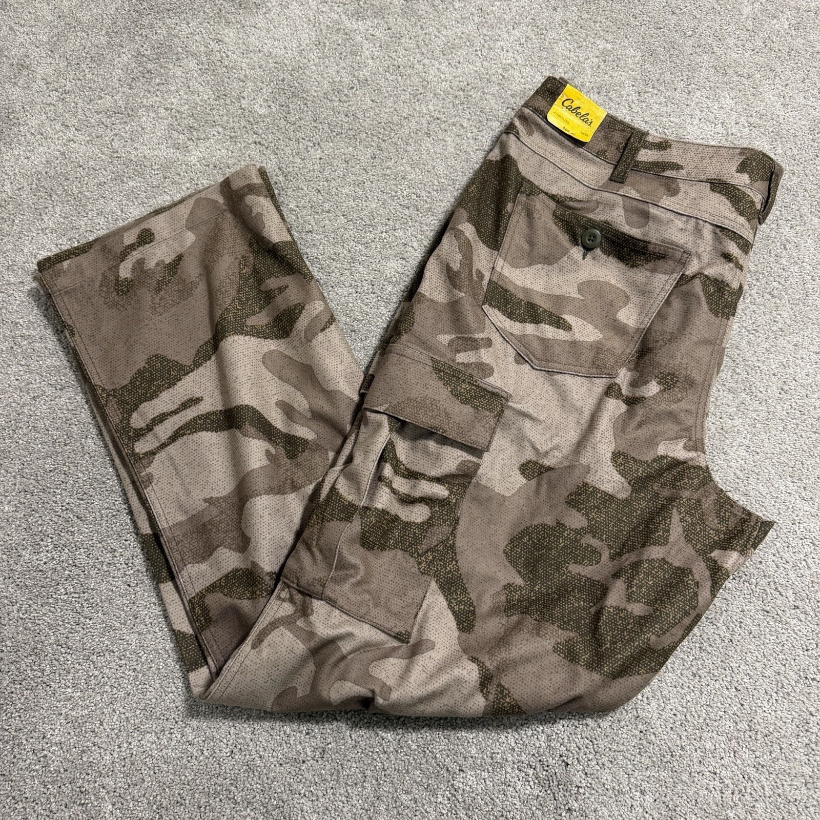 Cabelas Microtex Classic Cargo Pants Mens Sz 40 Tall 40x34 Camo Brown Hunting